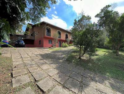 Casa para Venda, em Cotia, bairro Jardim Santa Paula, 7 dormitrios, 5 banheiros, 2 sutes, 4 vagas