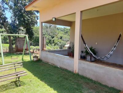 Casa para Venda, em So Miguel do Iguau, bairro Linha Ipiranga, 4 dormitrios, 2 banheiros