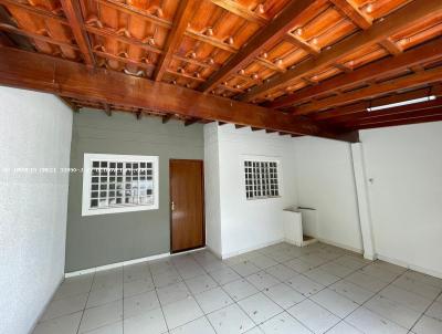 Casa para Venda, em Presidente Prudente, bairro JARDIM IGUAU, 2 dormitrios, 1 banheiro, 2 vagas