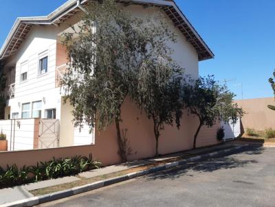 Casa em Condomnio Mobiliada para Locao, em Cotia, bairro Jardim da Glria, 3 dormitrios, 3 banheiros, 1 sute, 2 vagas
