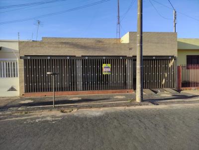Casa para Locao, em Araguari, bairro Bosque, 3 dormitrios, 3 banheiros, 1 sute, 1 vaga