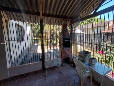 Casa para Venda, em Piratininga, bairro Centro, 3 dormitrios, 1 banheiro, 2 vagas