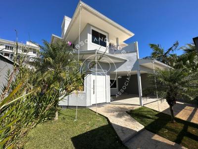 Casa para Venda, em Palhoa, bairro Pedra Branca, 3 dormitrios, 4 banheiros, 1 sute, 2 vagas