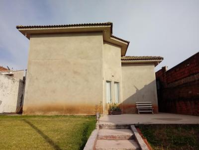 Casa para Venda, em Presidente Prudente, bairro Jardim Belo Horizonte, 3 dormitrios, 2 banheiros, 1 sute, 2 vagas