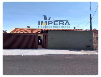 Casa para Venda, em Araraquara, bairro Jardim Eliana, 3 dormitórios, 1 banheiro, 1 suíte, 4 vagas