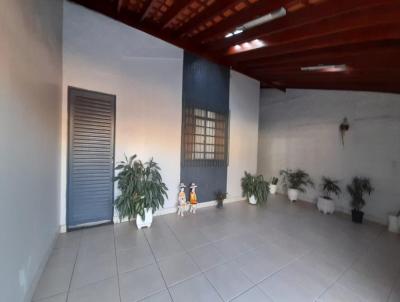 Casa para Venda, em Leme, bairro Jardim Nova Santa Rita, 3 dormitrios, 1 banheiro, 2 vagas