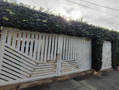 Casa para Venda, em Cruzeiro, bairro Centro, 4 dormitrios, 3 banheiros, 2 sutes, 5 vagas