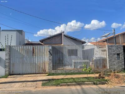 Casa para Venda, em Lucas do Rio Verde, bairro Ip Branco, 3 dormitrios, 2 banheiros, 2 vagas