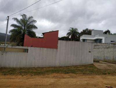 Casa para Venda, em Tiradentes, bairro guas Santas, 1 dormitrio, 1 banheiro, 5 vagas
