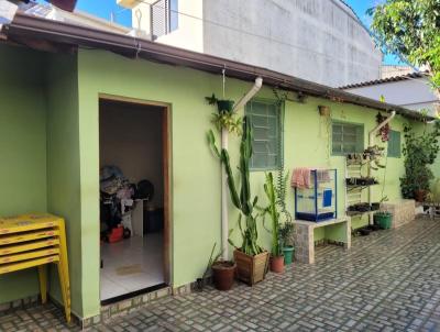 Casa Trrea para Venda, em So Paulo, bairro Vila Braslio Machado, 3 dormitrios, 2 banheiros, 2 vagas