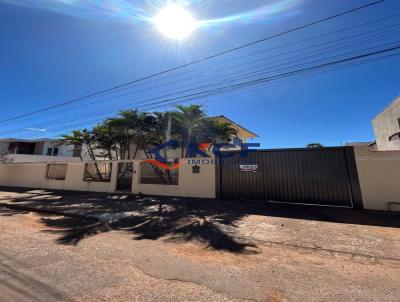 Sobrado para Venda, em Tangar da Serra, bairro Parque Das Manso, 4 dormitrios, 3 banheiros, 2 sutes