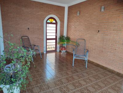 Casa para Venda, em Limeira, bairro Jardim Parque Novo Mundo, 4 dormitrios, 2 banheiros, 2 vagas