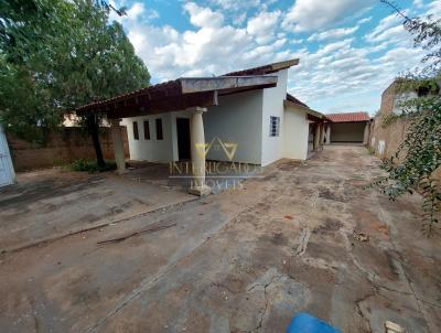 Casa para Venda, em Penpolis, bairro Jardim Del Rey, 3 dormitrios, 3 banheiros, 1 sute