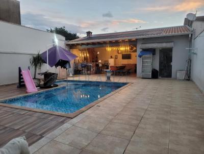Casa para Venda, em Rio Claro, bairro Parque Universitário, 3 dormitórios, 2 banheiros, 1 suíte, 3 vagas