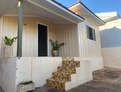 Casa para Locao, em Santo Anastcio, bairro Vila Barbeiro, 3 dormitrios, 1 banheiro, 2 vagas