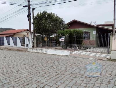 Casa para Venda, em Penha, bairro Centro, 4 dormitrios, 2 banheiros, 2 vagas