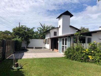 Casa para Venda, em Garopaba, bairro Ouvidor, 2 dormitrios, 2 banheiros, 1 sute, 4 vagas