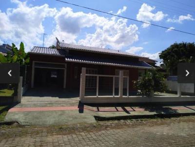 Casa para Venda, em Garopaba, bairro Panormico, 2 dormitrios, 2 banheiros, 2 vagas