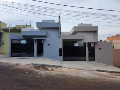 Casa para Venda, em Arapongas, bairro Conjunto Centauro III, 3 dormitrios, 1 banheiro, 2 vagas
