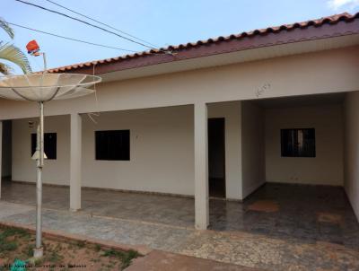 Casa para Venda, em Cerejeiras, bairro Primavera, 3 dormitrios, 1 banheiro, 2 vagas