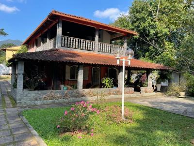 Casa em Condomnio para Venda, em Guapimirim, bairro Iconha, 5 dormitrios, 5 banheiros, 1 sute, 8 vagas