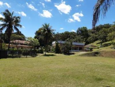 Stio para Venda, em Cachoeiras de Macacu, bairro Cachoeiras de Macacu, 3 dormitrios, 3 banheiros, 1 sute, 2 vagas