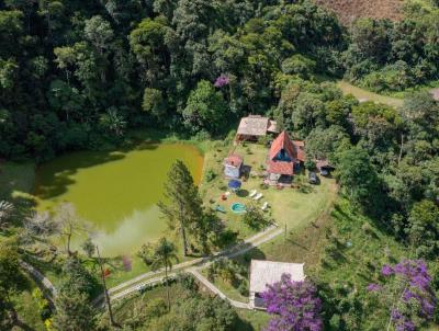 Stio para Venda, em Terespolis, bairro Crrego das Pedras, 5 dormitrios, 4 banheiros, 2 sutes