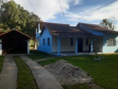 Stio para Venda, em Cachoeiras de Macacu, bairro Japuba, 3 dormitrios, 1 banheiro, 1 sute, 1 vaga