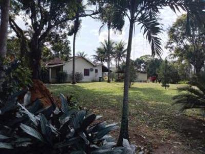 Stio para Venda, em Cachoeiras de Macacu, bairro Vecchi, 3 dormitrios, 2 banheiros, 2 sutes, 2 vagas