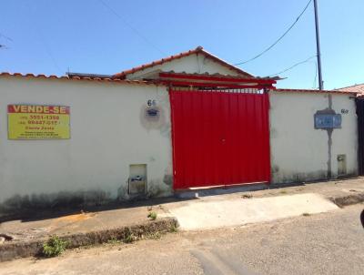 Casa para Venda, em Visconde do Rio Branco, bairro Cohab 3, 2 dormitrios, 1 banheiro, 1 vaga
