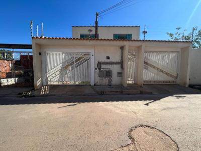 Sobrado para Venda, em Braslia, bairro Sol Nascente, 5 dormitrios, 1 banheiro, 4 sutes, 4 vagas