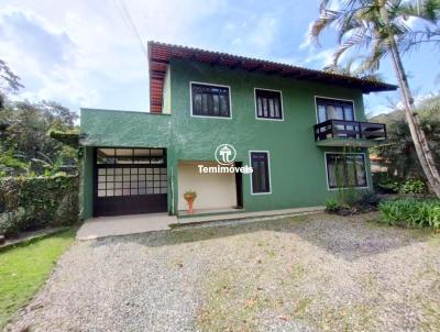 Casa para Venda, em Joinville, bairro Glria, 3 dormitrios, 3 banheiros, 1 sute, 3 vagas