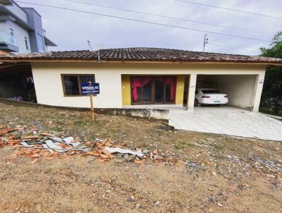 Casa para Venda, em Presidente Getlio, bairro Niteri, 3 dormitrios, 1 banheiro, 3 vagas