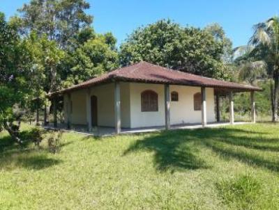 Stio para Venda, em Cachoeiras de Macacu, bairro Vecchi, 2 dormitrios, 1 banheiro, 1 vaga