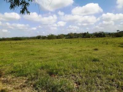 Stio para Venda, em Cachoeiras de Macacu, bairro Papucaia