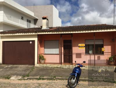 Casa para Venda, em Canguu, bairro Centro, 4 dormitrios, 2 banheiros, 1 vaga