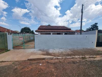 Casa para Venda, em Salto Grande, bairro centro, 2 dormitrios, 1 banheiro, 2 vagas