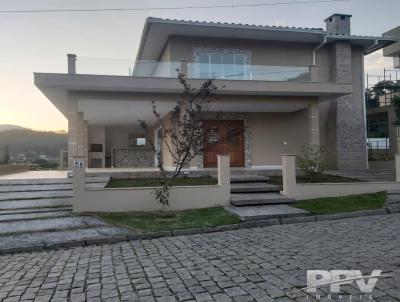 Casa em Condomnio para Venda, em Terespolis, bairro Vargem Grande, 4 dormitrios, 1 banheiro, 4 sutes, 1 vaga