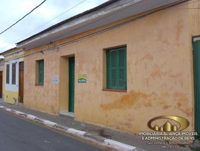 Casa para Locação, em Santana de Parnaíba, bairro Centro, 3 dormitórios, 2 banheiros