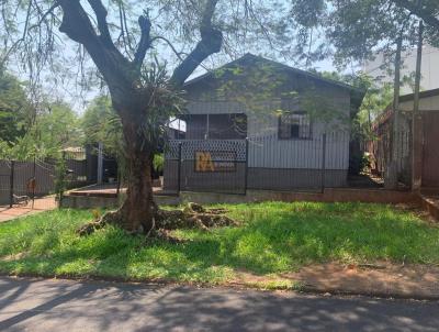 Casa para Venda, em Foz do Iguau, bairro Vila Yolanda, 3 dormitrios, 1 banheiro, 4 vagas