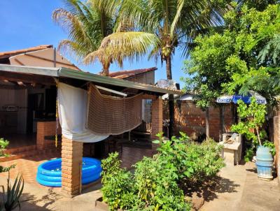 Casa para Venda, em Caldas Novas, bairro Itanhang II, 2 dormitrios, 1 banheiro, 1 vaga