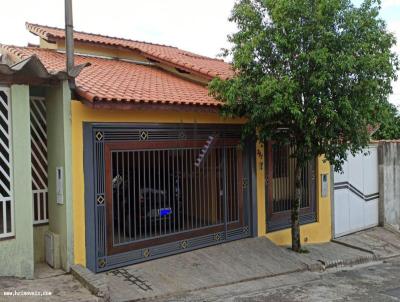 Casa para Locao, em Bragana Paulista, bairro Bairro Aguas Claras, 2 dormitrios, 1 banheiro, 1 sute, 1 vaga