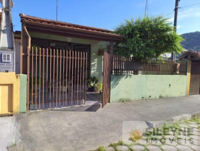 Casa para Venda, em Caraguatatuba, bairro Estrela D`Alva, 2 dormitórios, 1 banheiro, 1 vaga