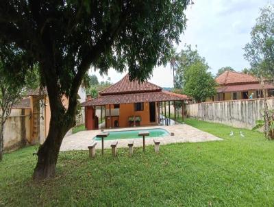 Casa para Venda, em Guapimirim, bairro Iconha, 4 dormitrios, 3 banheiros, 1 sute, 4 vagas