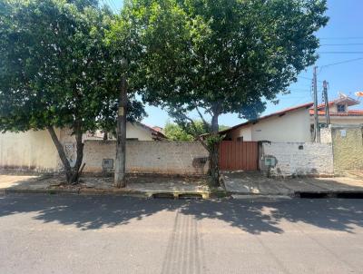 Casa para Venda, em Pirapozinho, bairro Vila Mariza, 2 dormitrios, 2 banheiros, 1 vaga