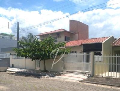 Casa de Praia para Venda, em Barra Velha, bairro Praia do Tabuleiro, 2 dormitrios, 2 banheiros, 2 vagas