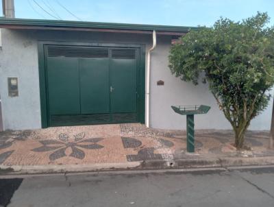 Casa para Venda, em Araras, bairro Conjunto Habitacional Heitor Villa Lobos, 3 dormitrios, 1 banheiro, 2 vagas