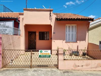 Casa para Venda, em , bairro Centro, 2 dormitrios, 1 banheiro, 1 vaga