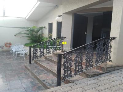 Casa para Venda, em Guaxup, bairro CATETOS, 3 dormitrios, 1 banheiro, 1 sute, 2 vagas