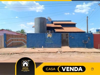 Casa para Venda, em Rolim de Moura, bairro Cidade Alta, 3 dormitrios, 2 banheiros, 1 sute